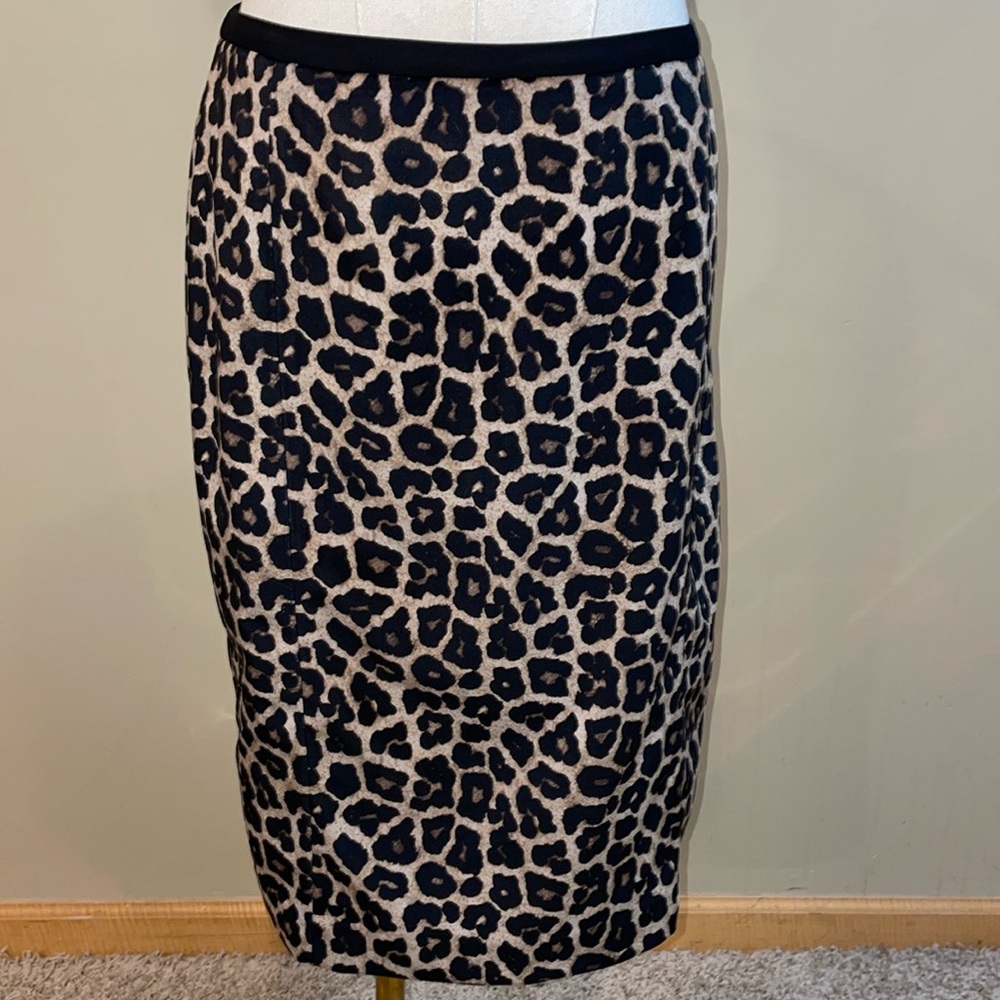 LIZ CLAIBORNE LEOPARD ANIMAL PRINT MIDI SKIRT SIZE 4.